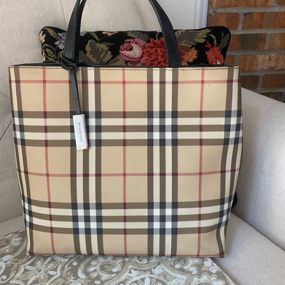 Authentic Burberry Beige House Check/Nova PVC Canvas and Leather Tote Bag